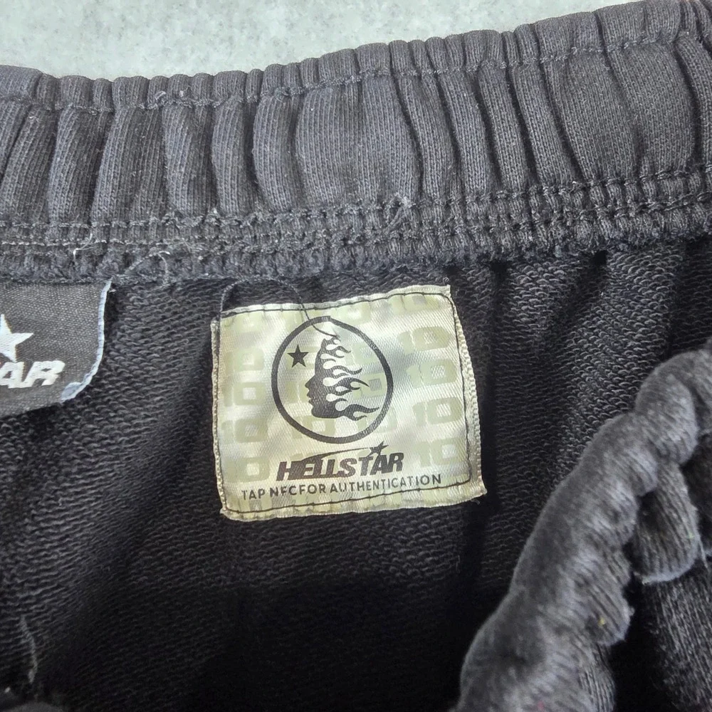 Hellstar Black Flame Graphic Sweatpants Joggers Mens Streetwear Black White - Picture 5 of 9